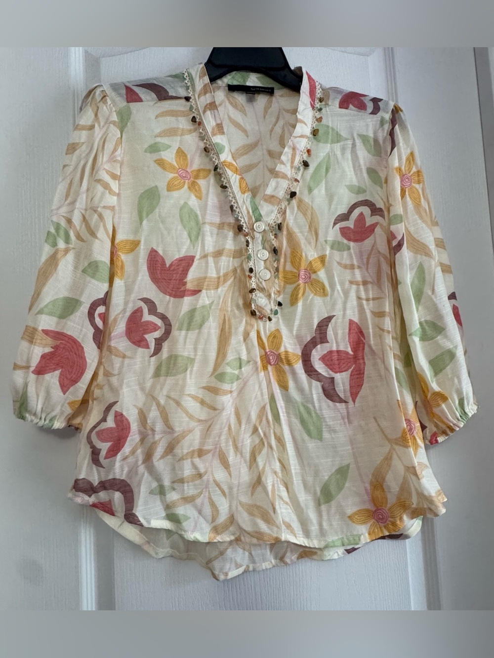 Harve Benard Cream Floral V-Neck Button Blouse with Pink & Yellow Accents